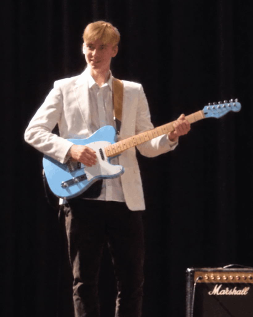 Online zoom lessons Teddington Dan Joseph music Louis performing talent show